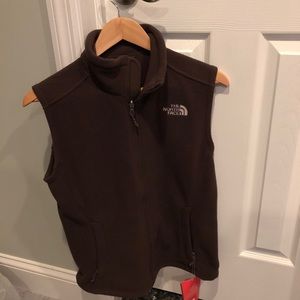 Authentic North face fleece vest BRAND NEW!